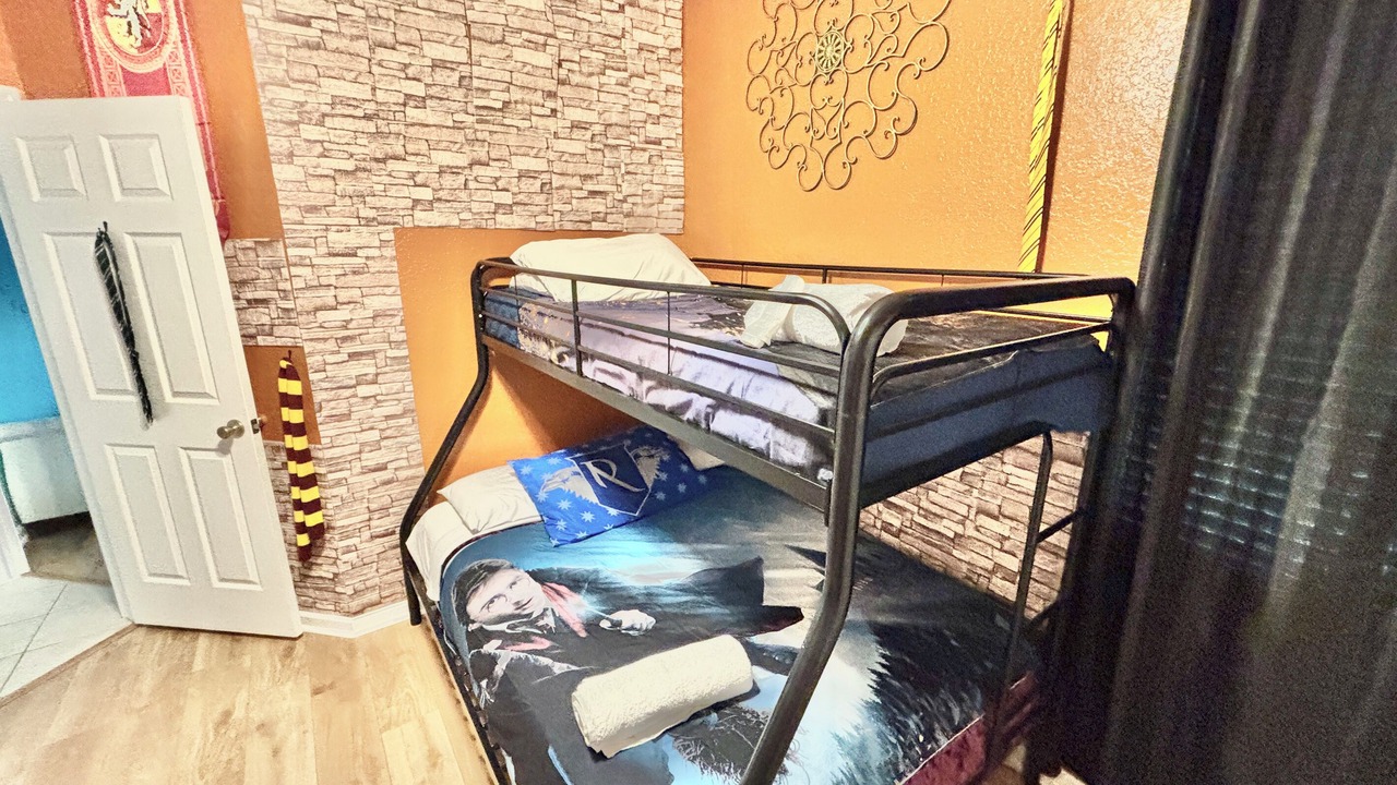 Photo of Bedroom in Trafalgar Village