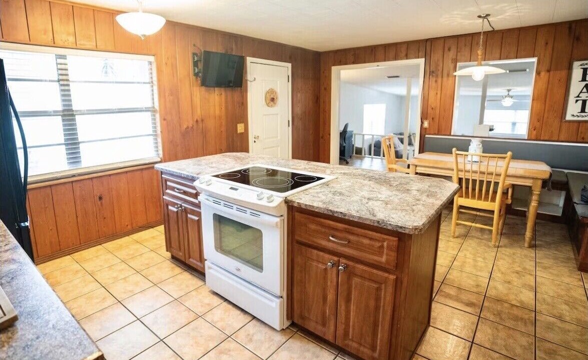 Photo of Kitchen in Minneola