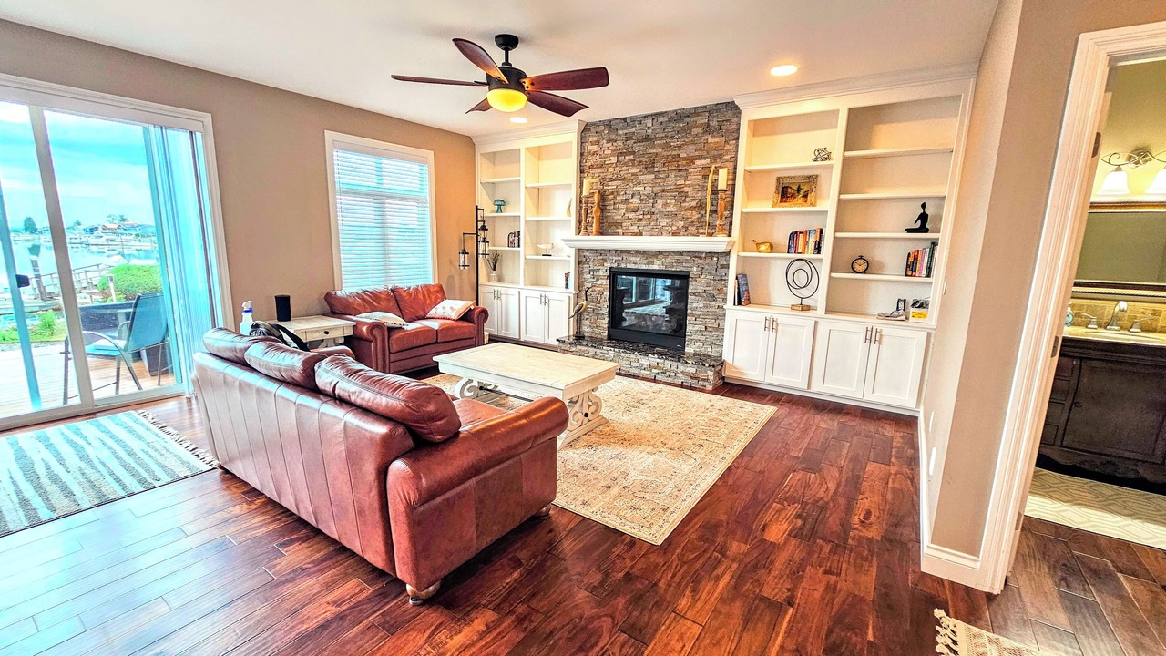 Photo of Livingroom in Ferndale