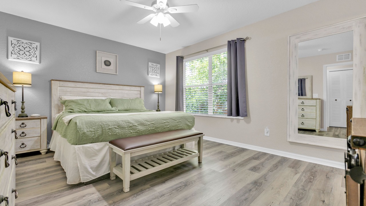 Photo of Bedroom in Regal Palms