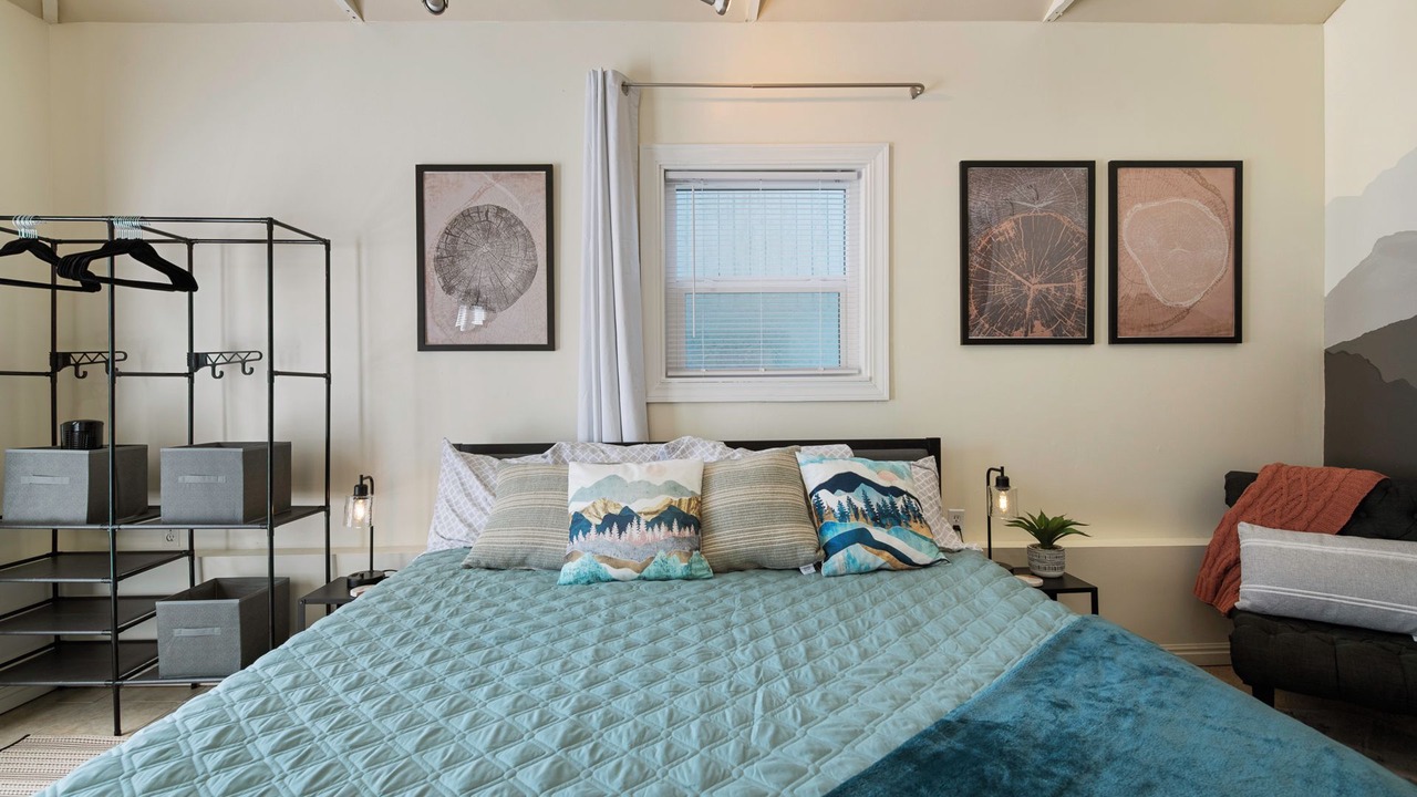 Photo of Bedroom in Bountiful