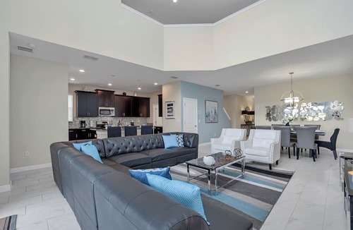 Kissimmee Cottage | Lakeview Home w/Private Pool & Free Water Park!
