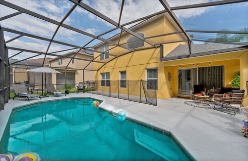 Bellavida Condo | 5 Bedroom Spacious Home with Private Pool and Resort Pool in Terra Verde Resort