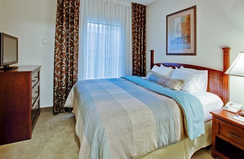 Airport North Condo | Orlando International Airport | Near Disney World