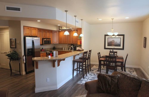 Leavenworth Condo | Beautiful central downtown condo close to everything! Sun&Ski Condo