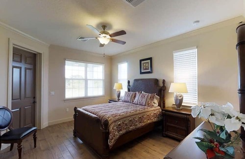 Oviedo Villa | Gator Palace: Stylish 5-bedroom, 4-bath home, with upstairs loft. Sleeps 12.