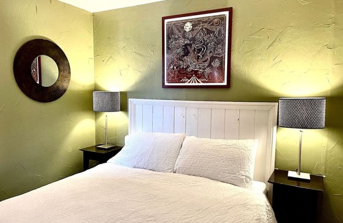 Moab Apartment | Moosewood Cottage - Hot Tub, Downtown, Dog Friendly