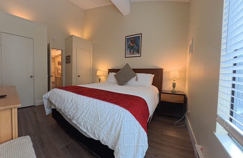 Mammoth Lakes Ski Chalet | Eagle Summit Collection