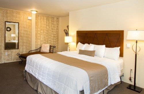 Stonegate Hotel | Holiday Haus