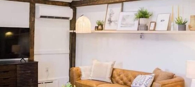 Woodhaven Hideaway: Cozy, luxe retreat; soaking tub in Myerstown