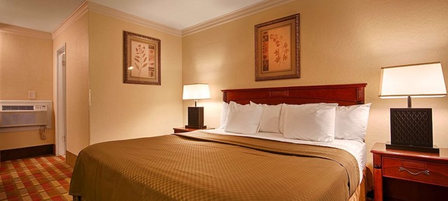 Best Western Garden Villa Inn in Roseburg