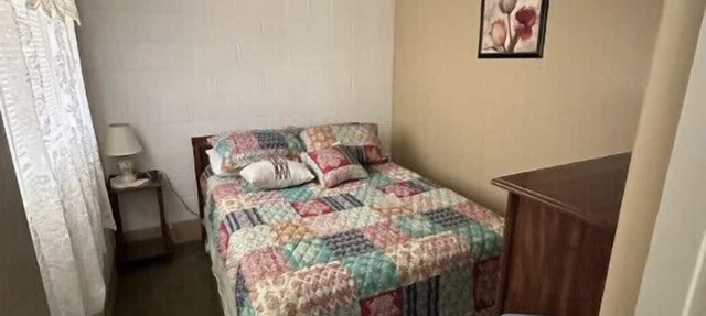 Quiet Cottage located in the heart of Burr Oak State Park - #4 in Glouster