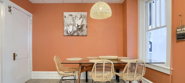 Scandi-Boho Chic Small Town Getaway - Private Yard in Ephrata