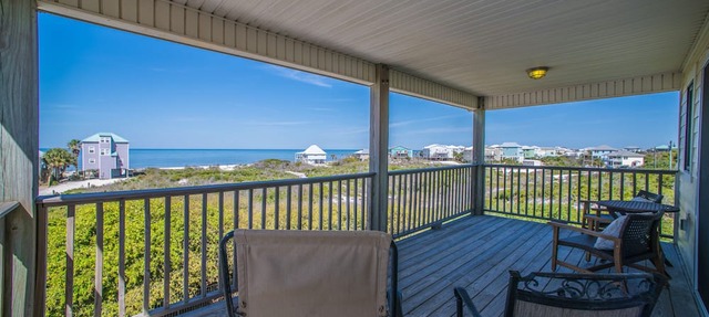 Adventures in Paradise - Private pool, gated doggy area, gas grill and more! in Cape San Blas
