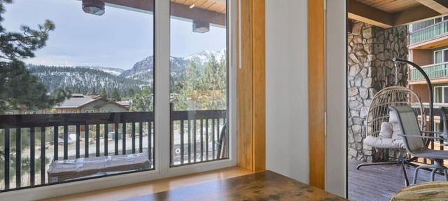 Juniper Springs Resort with Panoramic Views - Luxury Mountain Escape in Mammoth Lakes