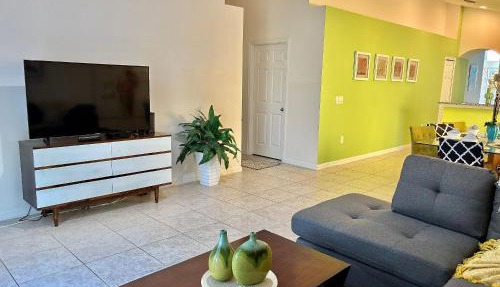 5BR Watersong Home Near Disney with Pool in Davenport