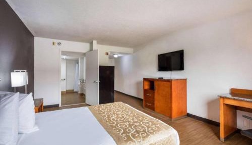 OYO Hotel Orlando Airport in Orlando