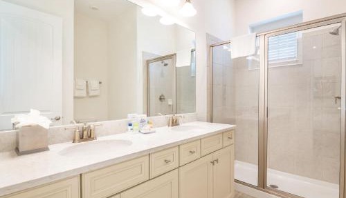 Coral Reef Cottage! Near Disney With Margaritaville Resort & Island H2O Access - 8052Ls in Orlando