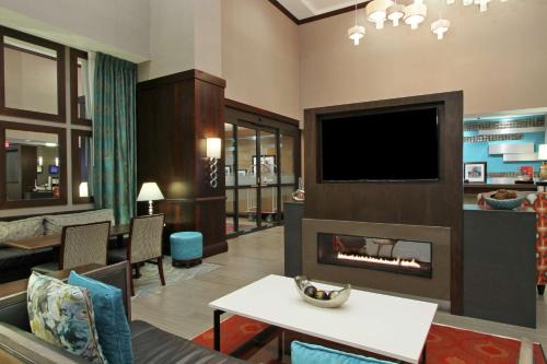Hampton Inn 